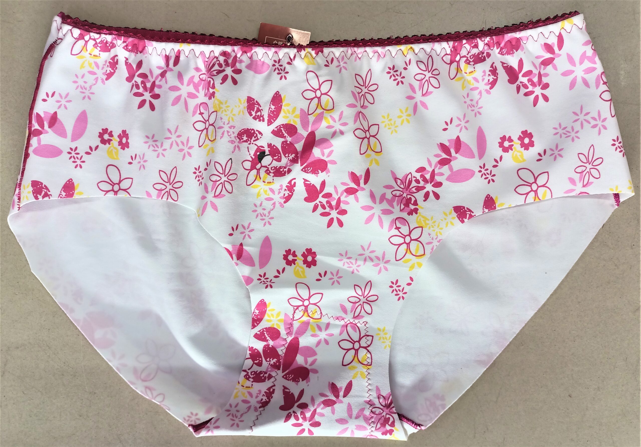 Silk Ladies Seamless Panties, Plain at Rs 44/piece in Surat